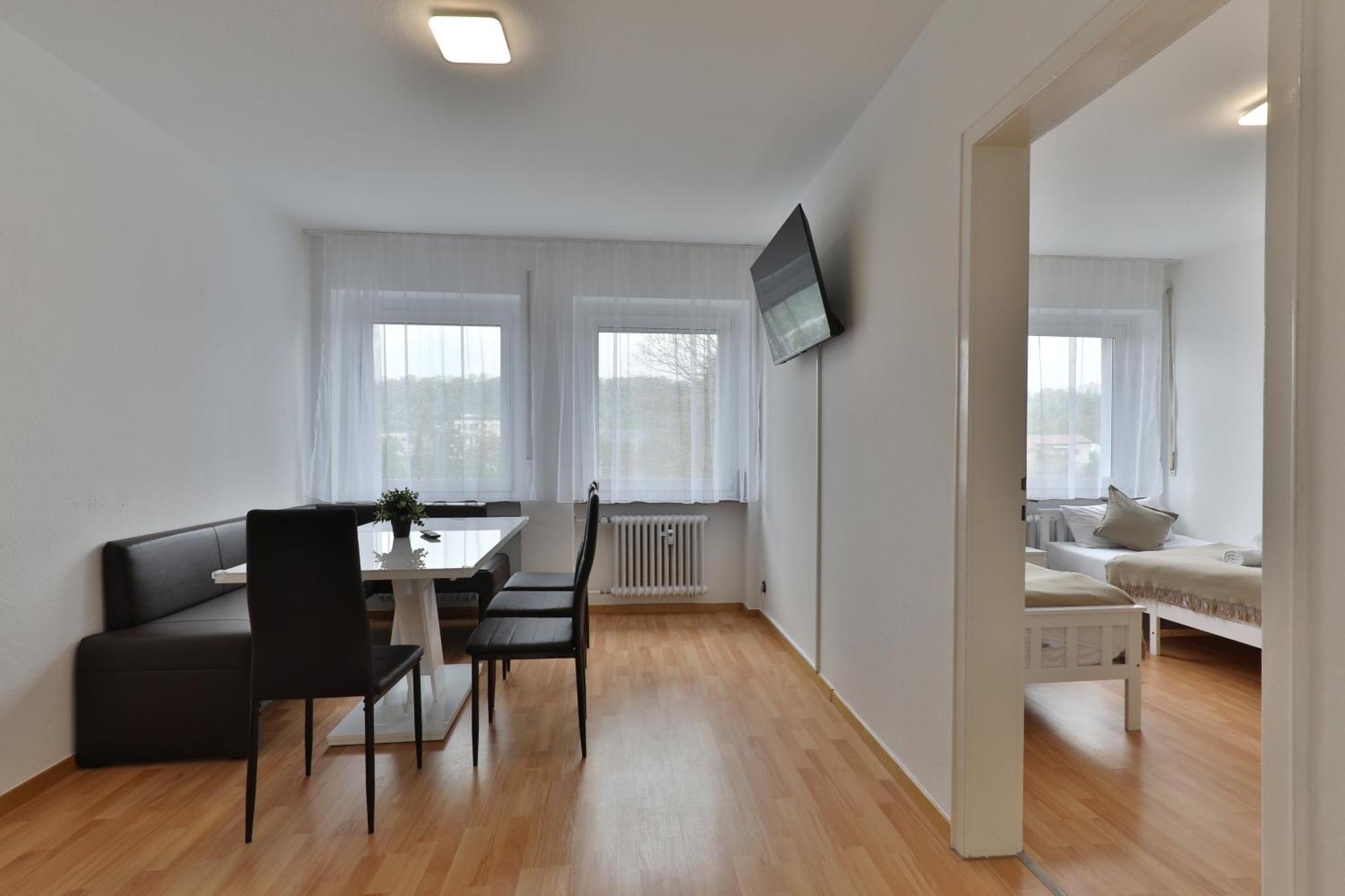 Moderne Ferienwohnungen - Service Wie Im Hotel Göppingen Esterno foto