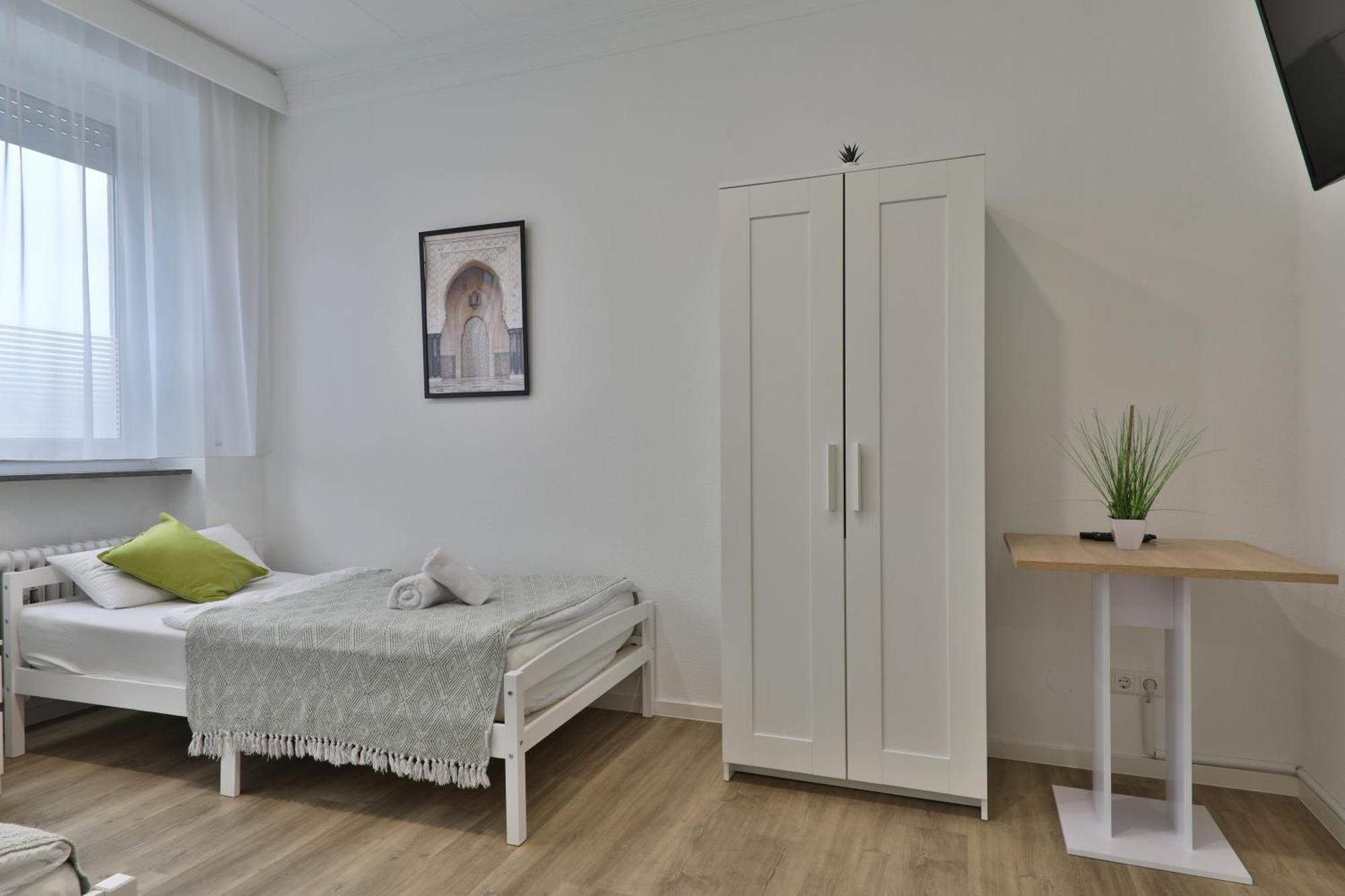 Moderne Ferienwohnungen - Service Wie Im Hotel Göppingen Esterno foto